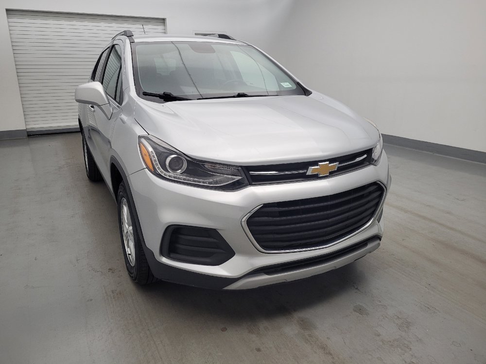 Used 2020 Chevrolet Trax LT w/ LT Convenience Package AWD/4WD image 14
