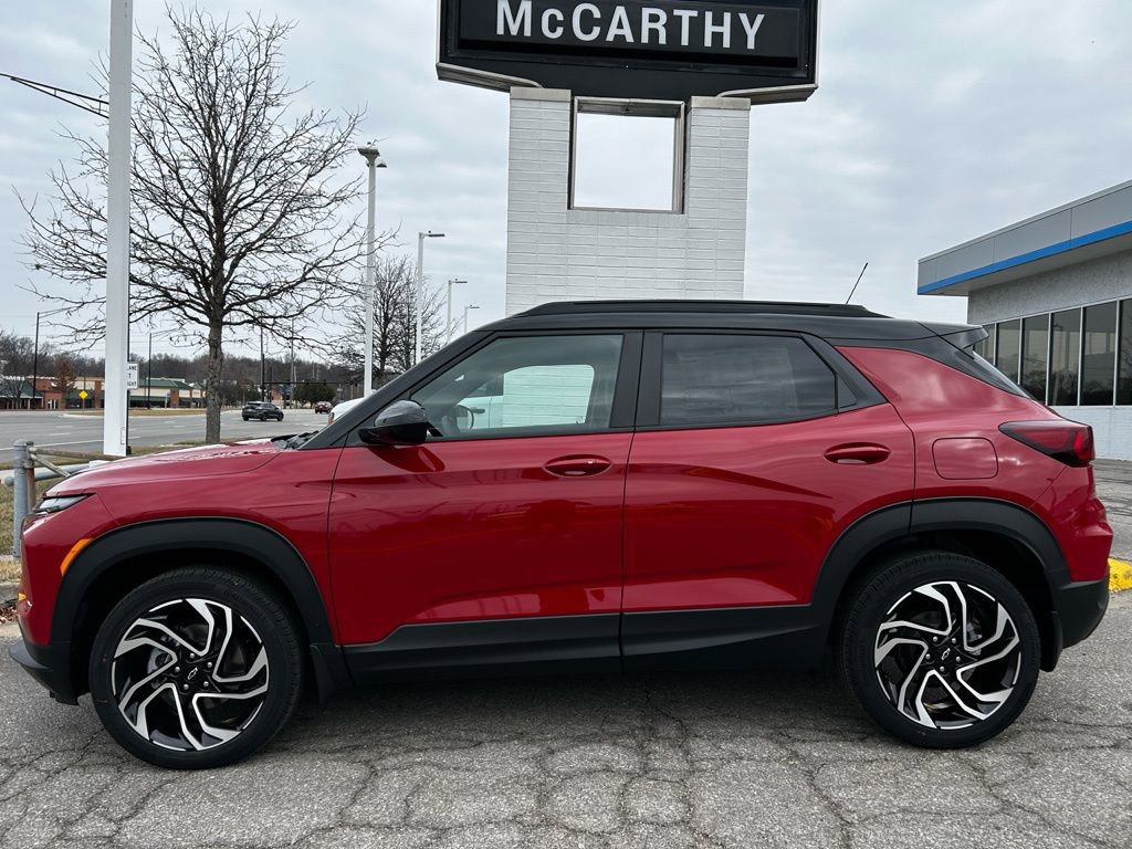 Used 2026 Chevrolet TrailBlazer RS w/ Convenience Package AWD/4WD image 3