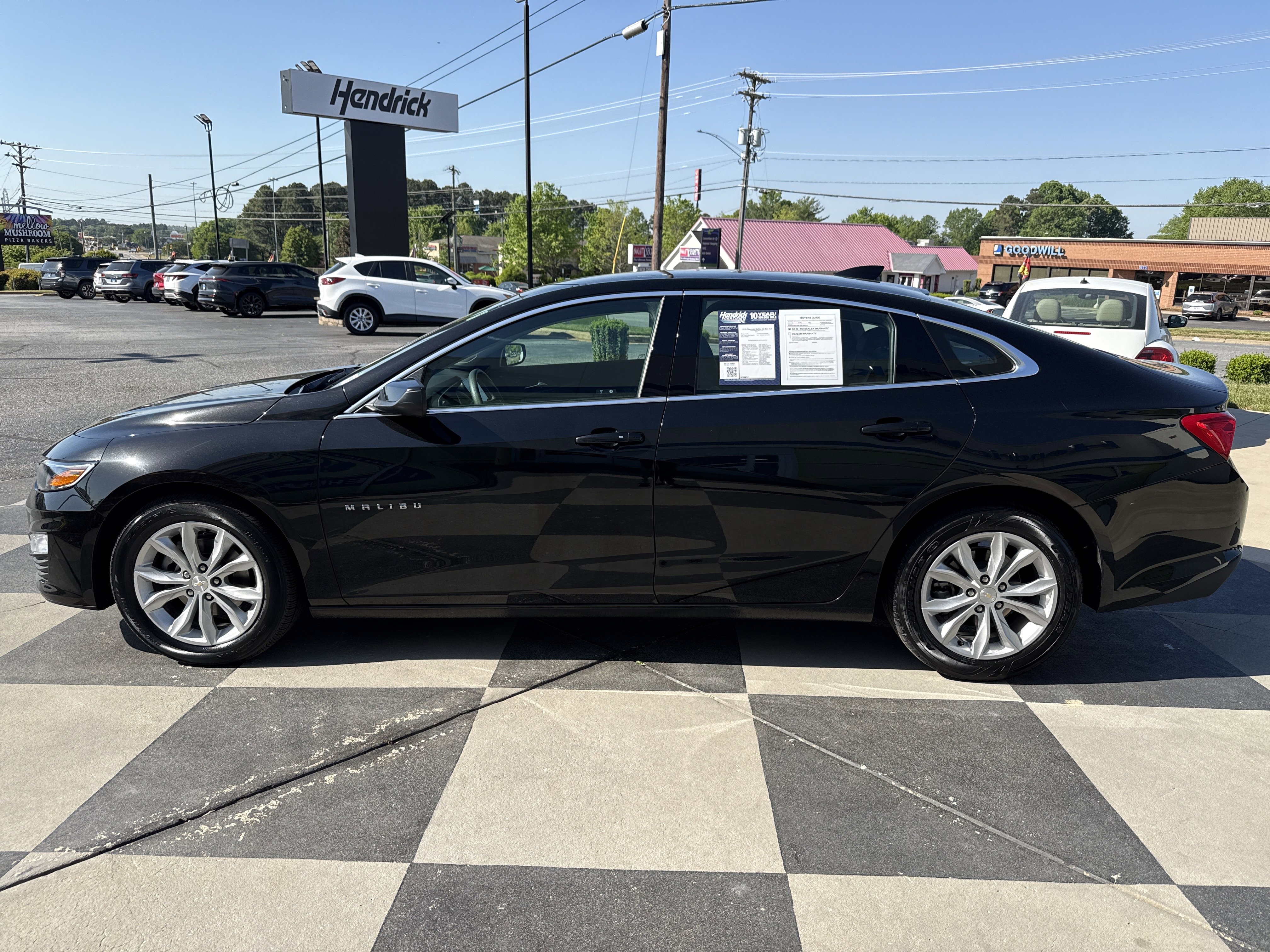 Used 2025 Chevrolet Malibu LT FWD image 7