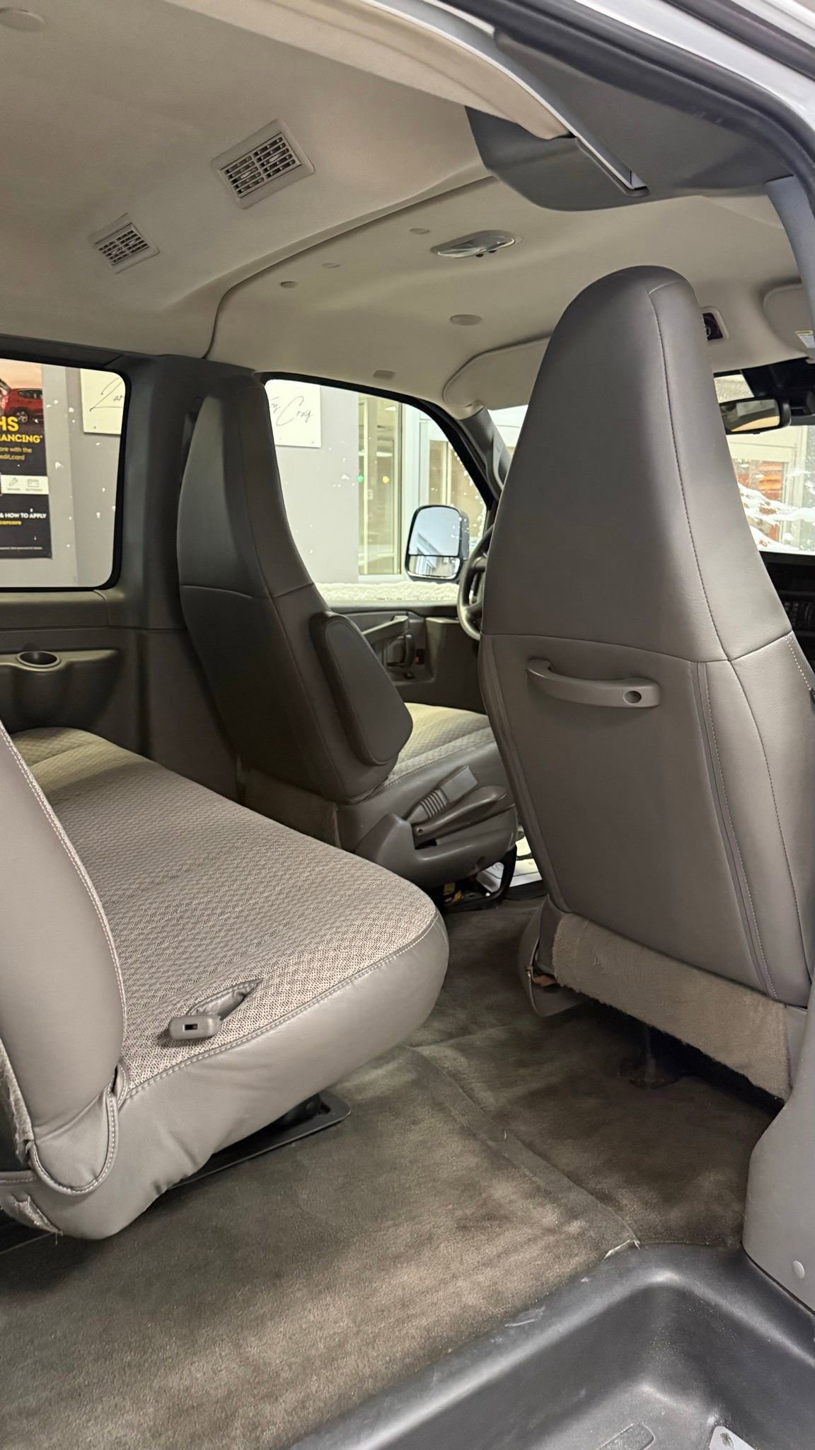 Used 2019 Chevrolet Express 3500 LT w/ LT Preferred Equipment Group image 30