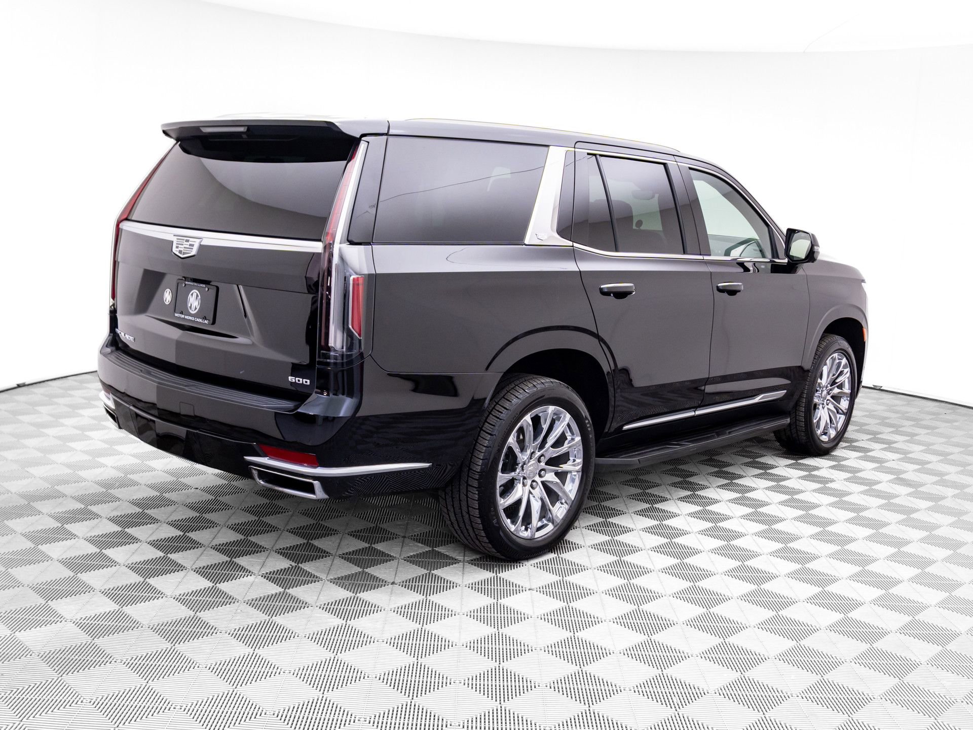 Used 2021 Cadillac Escalade Premium Luxury w/ LPO, Radiant Package image 6