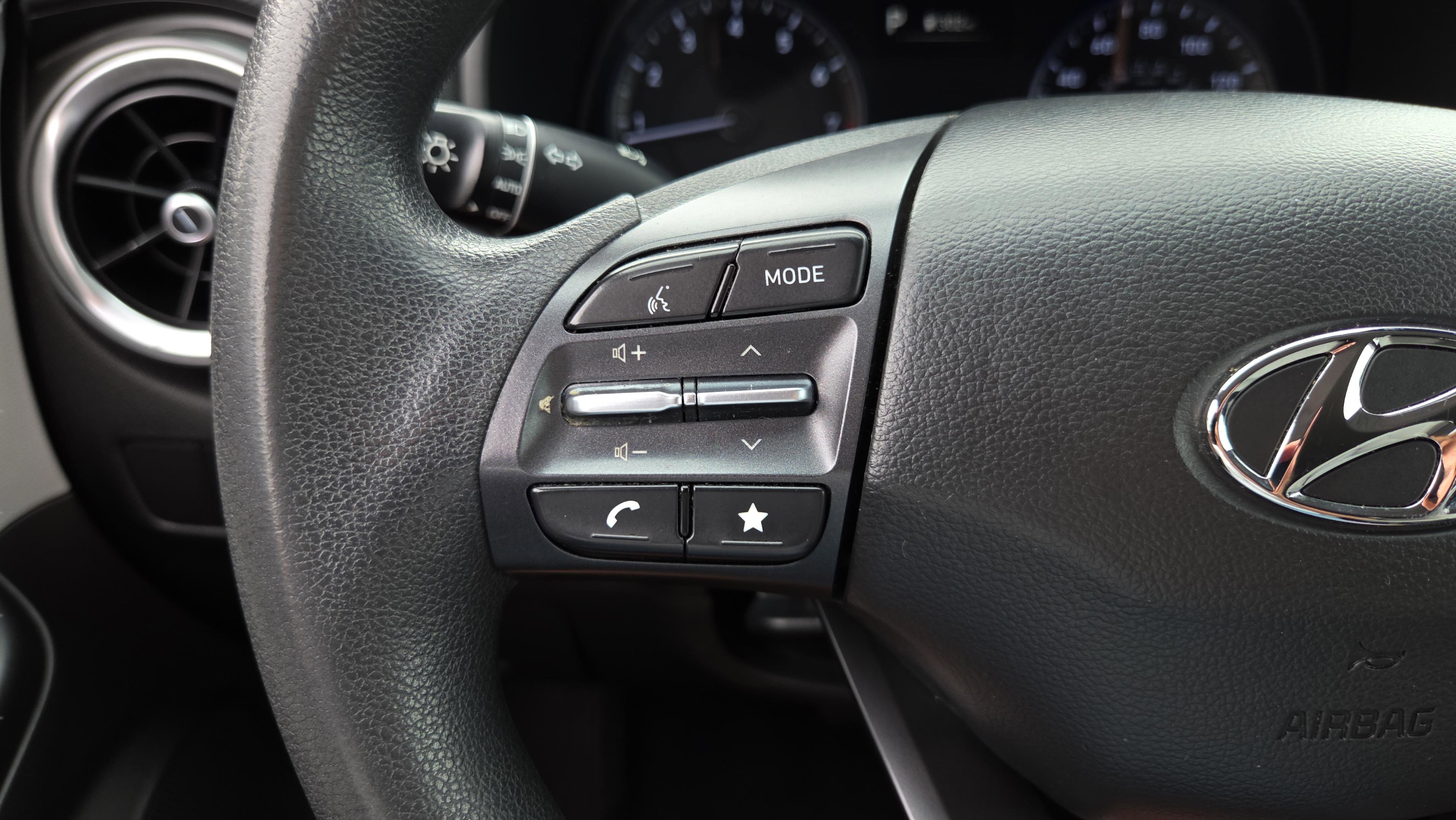 Used 2023 Hyundai Kona SEL FWD image 26