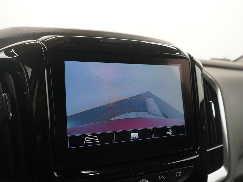 Used 2020 Chevrolet Traverse LT w/ Driver Confidence II Package image 29