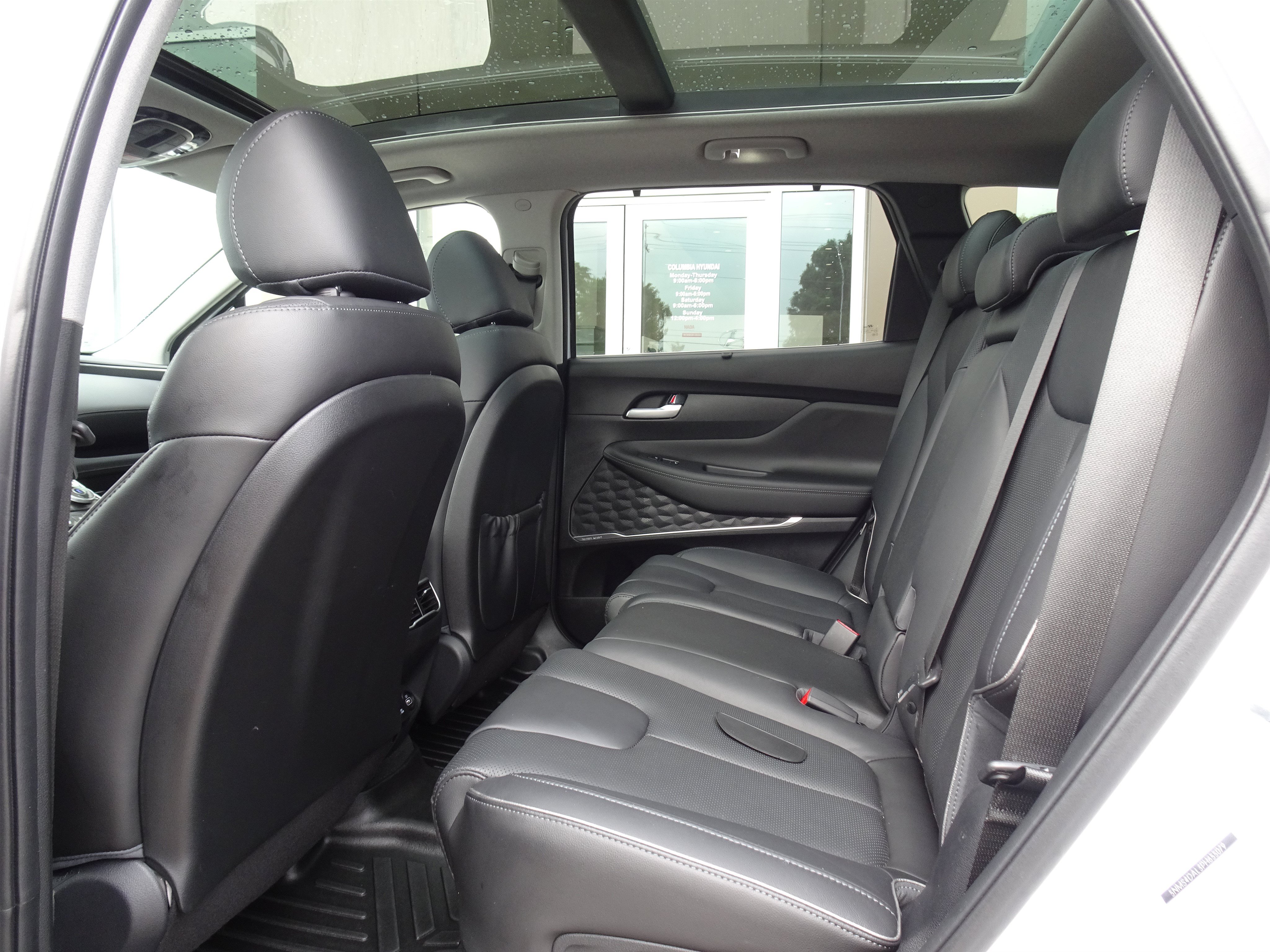 Used 2023 Hyundai Santa Fe Limited AWD/4WD image 15