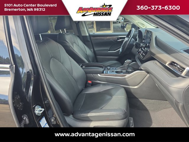 Used 2020 Toyota Highlander Limited AWD/4WD image 17
