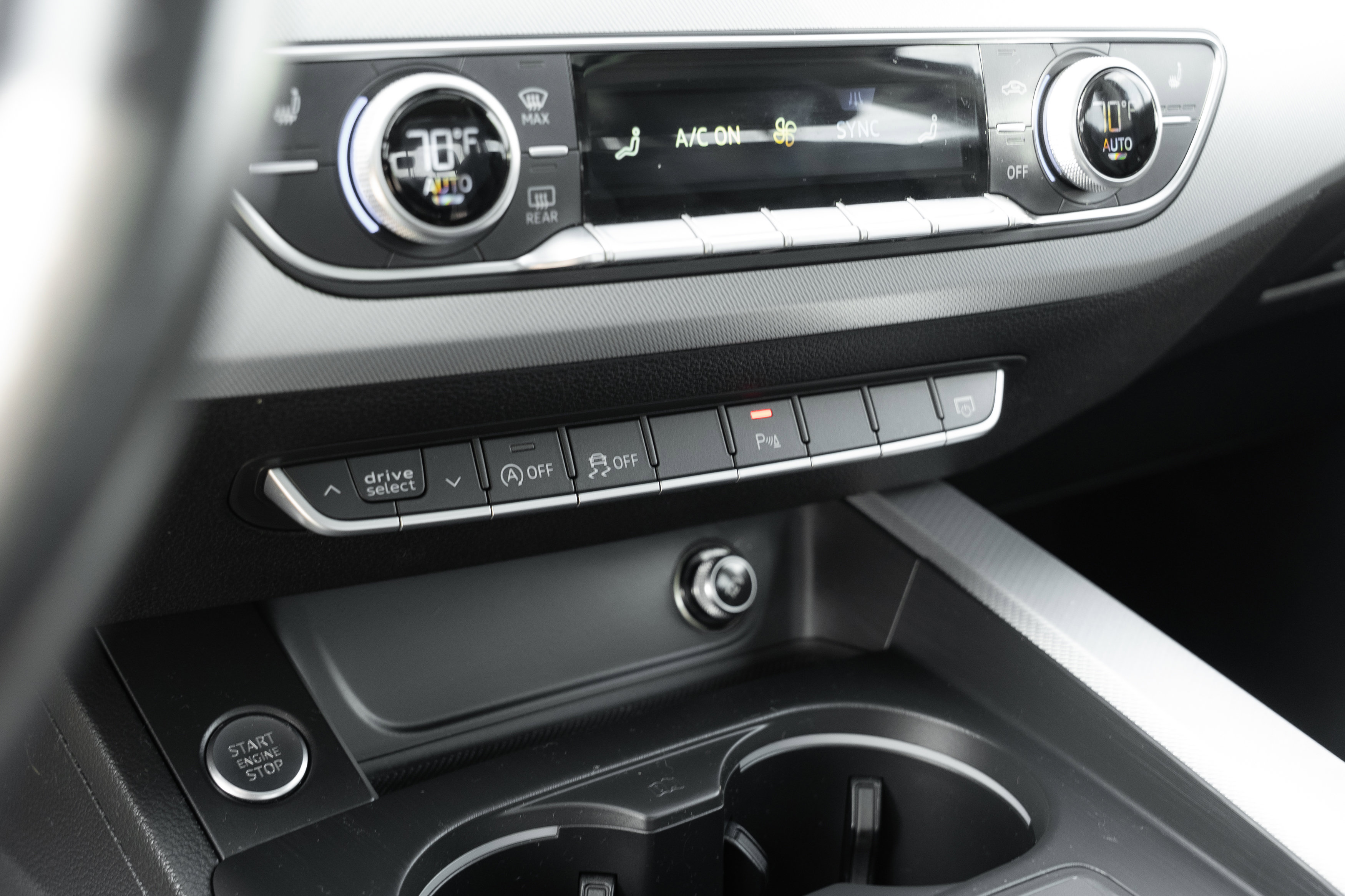 Used 2017 Audi A4 2.0T Premium w/ Convenience Package image 13