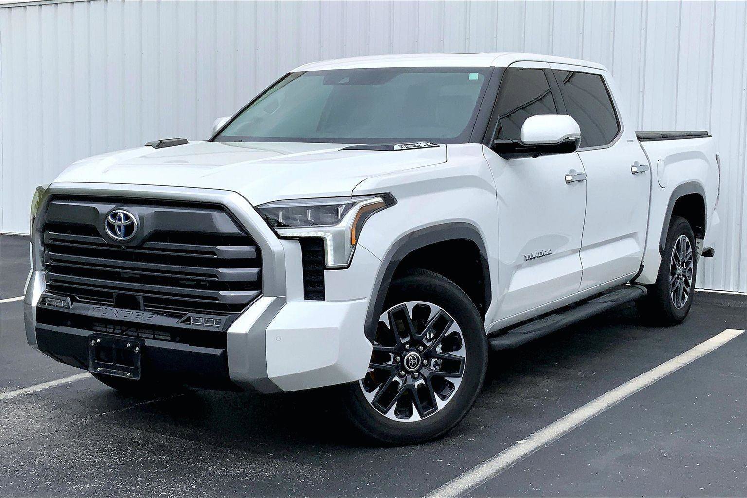 Used 2024 Toyota Tundra Limited AWD/4WD image 1