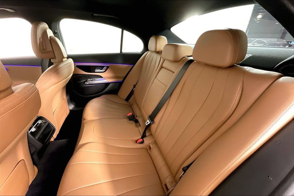 Certified 2025 Mercedes-Benz E 350 4MATIC Sedan w/ Winter Package image 18
