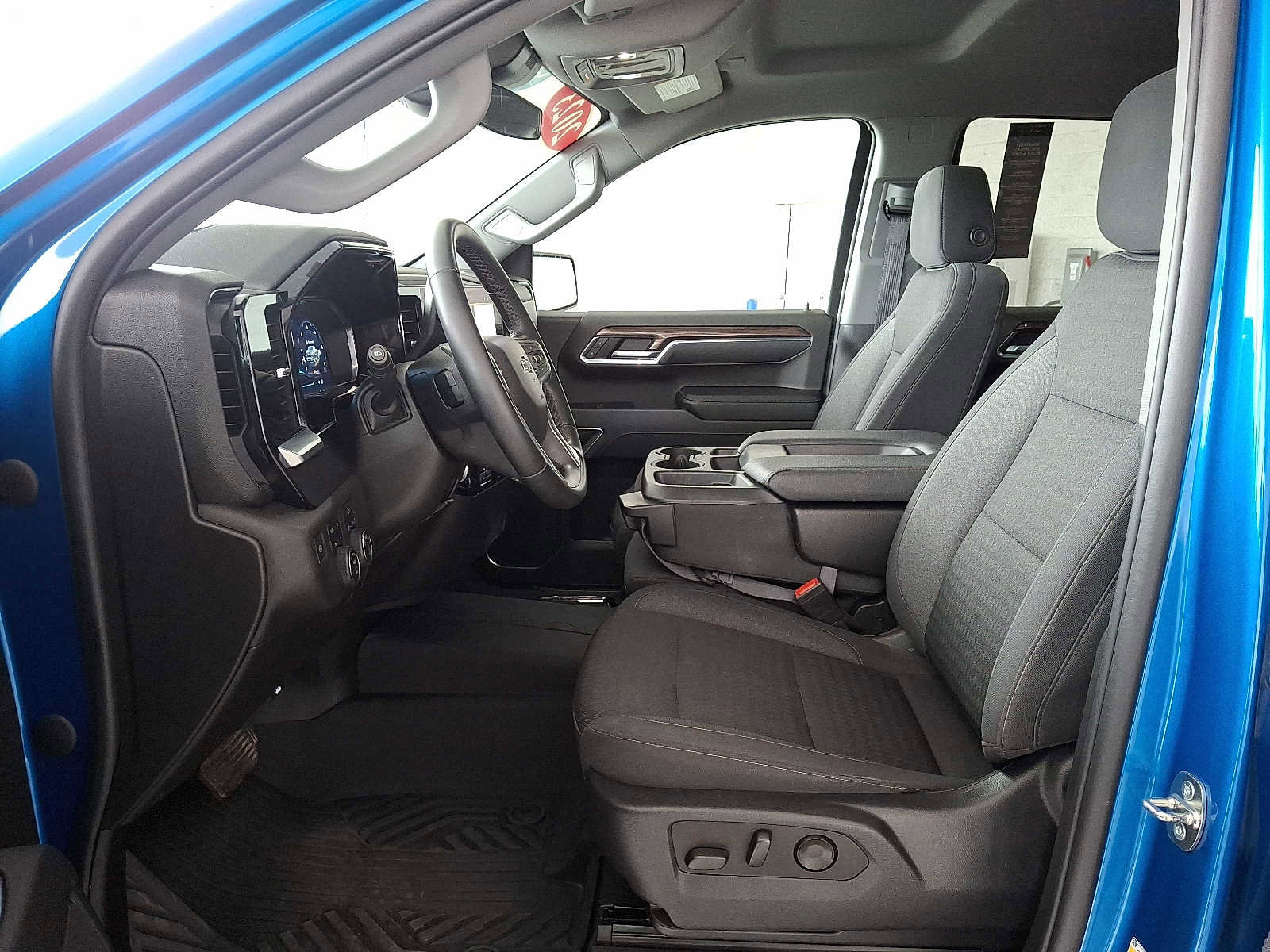 Used 2023 Chevrolet Silverado 1500 RST image 14