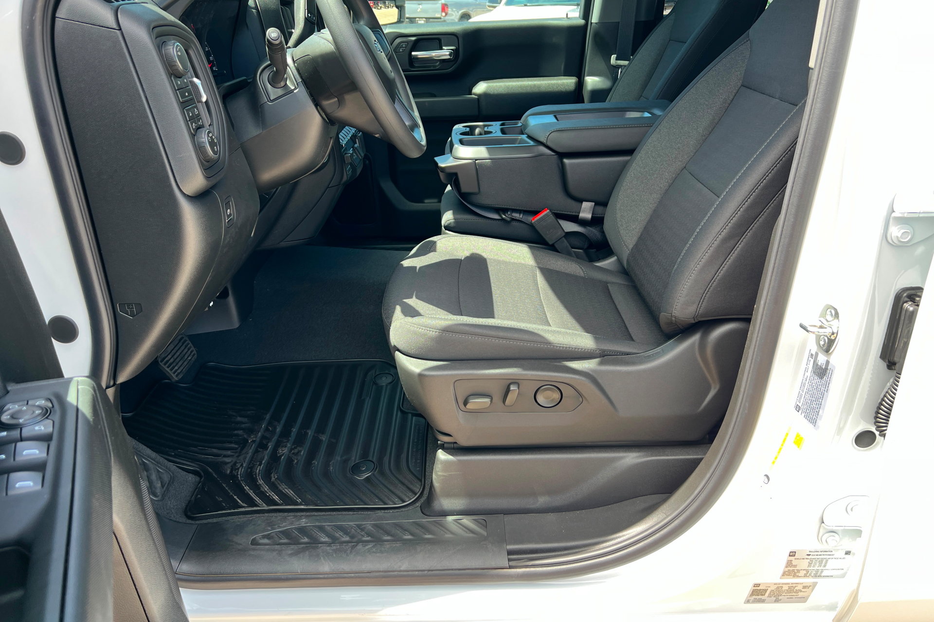 New 2026 Chevrolet Silverado 2500 Custom w/ Custom Value Package AWD/4WD image 18