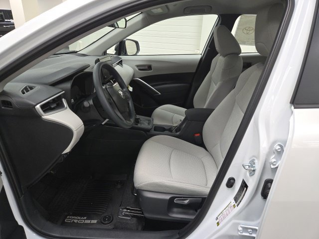 New 2026 Toyota Corolla Cross L AWD/4WD image 17