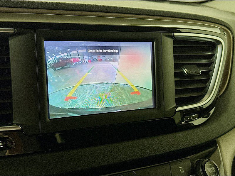 Used 2023 Chrysler Voyager LX FWD image 15