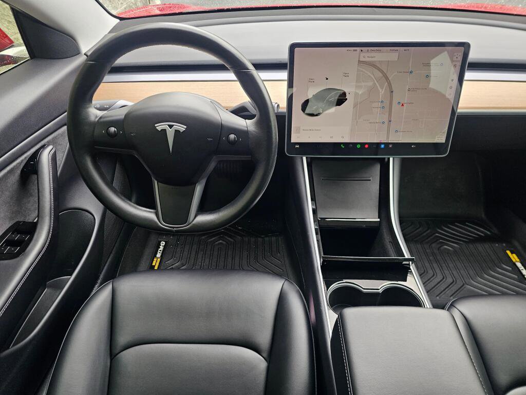 Used 2018 Tesla Model 3 Long Range RWD image 23