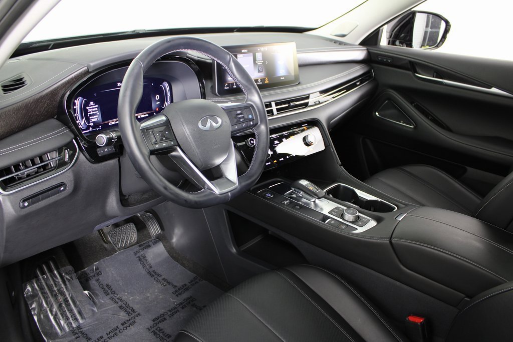 Used 2023 INFINITI QX60 Sensory w/ Cargo Package image 15