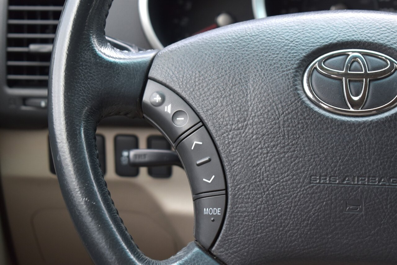 Used 2008 Toyota 4Runner SR5 AWD/4WD image 15