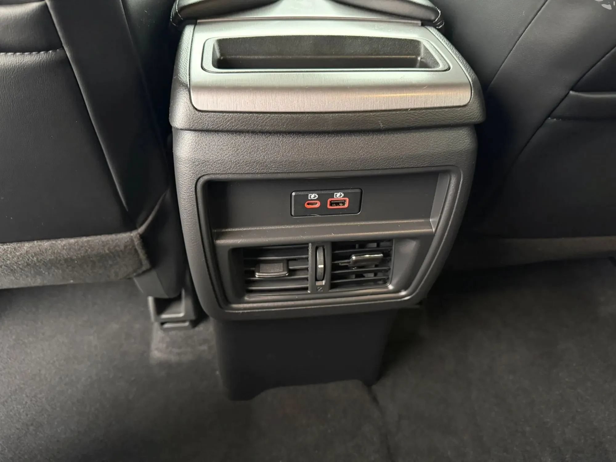 Used 2024 Nissan Murano SV AWD/4WD image 36