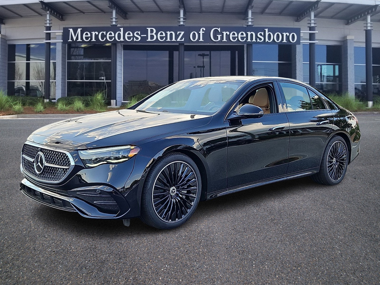 New 2026 Mercedes-Benz E 450 4MATIC Sedan image 2