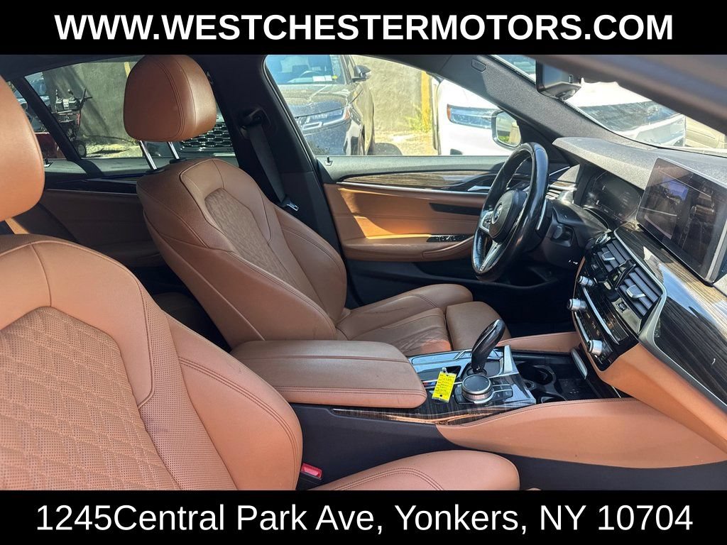 Used 2021 BMW 530i xDrive w/ M Sport Package AWD/4WD image 15