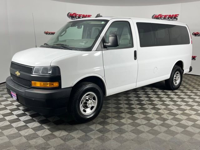 Used 2022 Chevrolet Express 3500 LS RWD image 5