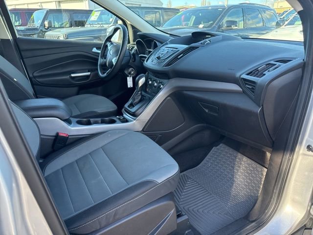 Used 2015 Ford Escape SE image 12