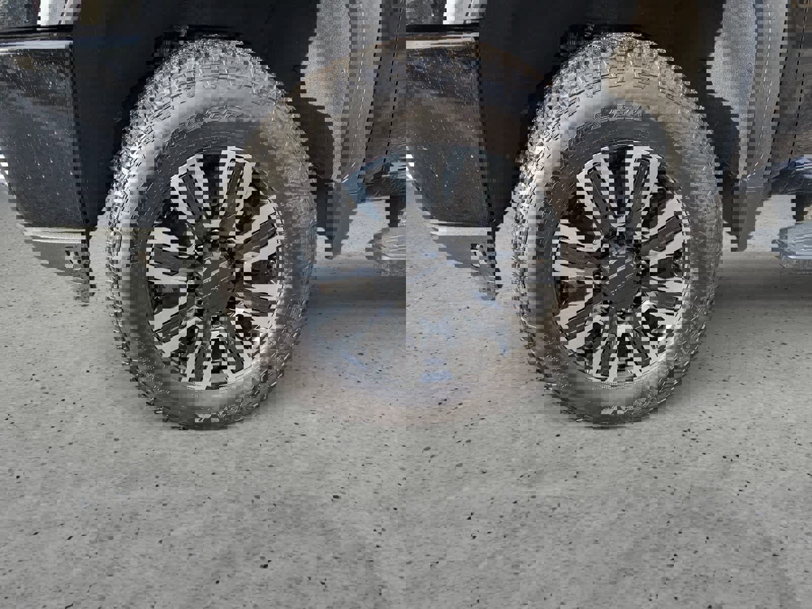 Used 2020 GMC Sierra 3500 Denali w/ Denali Ultimate Package image 7