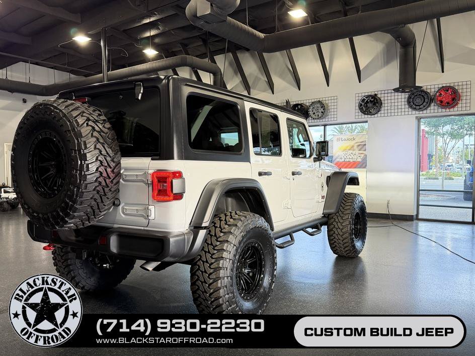 Used 2025 Jeep Wrangler Unlimited Rubicon AWD/4WD image 31