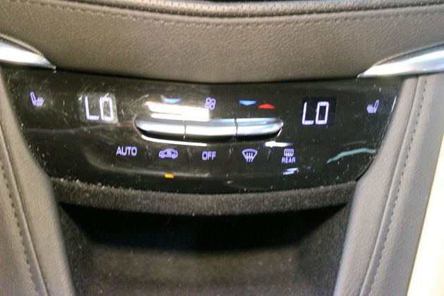 Used 2019 Cadillac XT5 FWD image 28