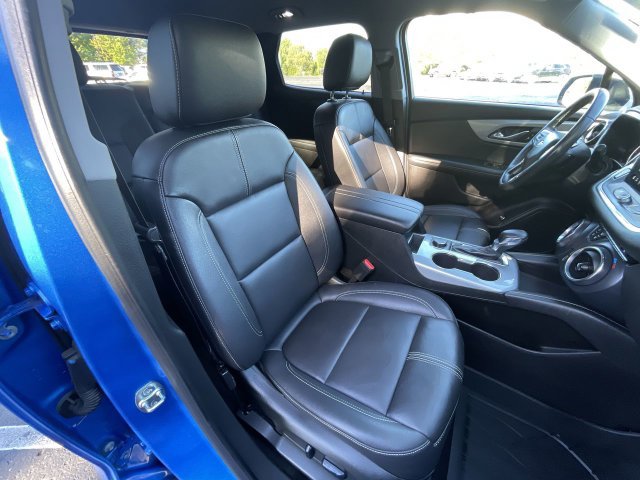 Used 2024 Chevrolet Blazer LT w/ Midnight/Sport Edition FWD image 27