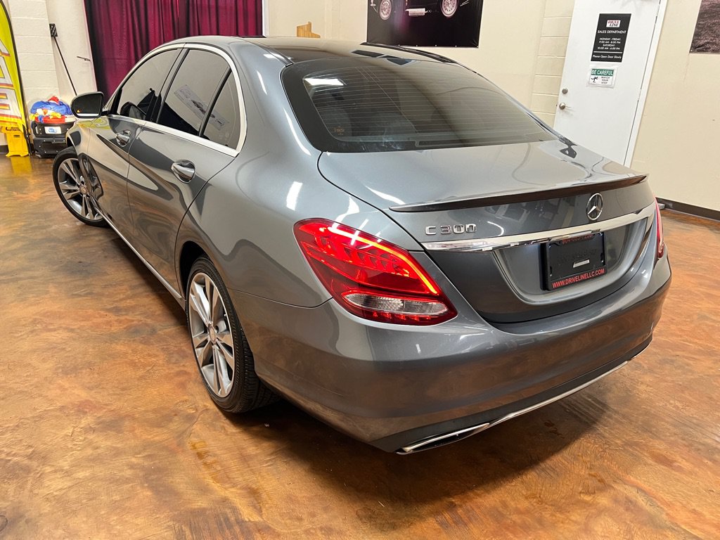 Used 2017 Mercedes-Benz C 300 Sedan image 5