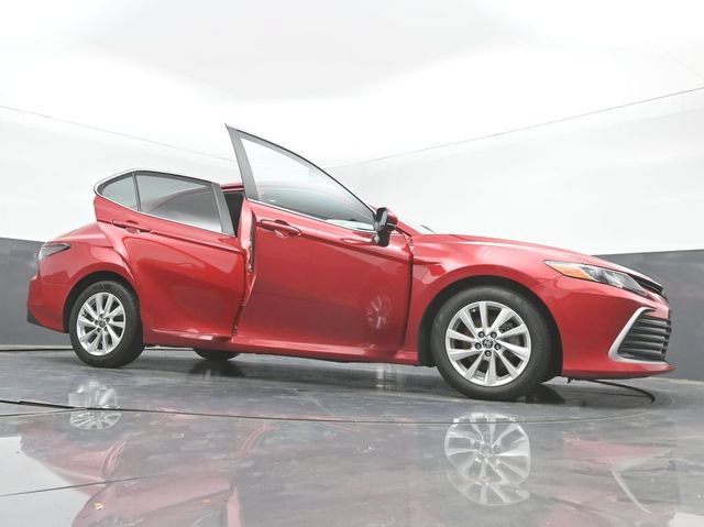 Used 2023 Toyota Camry LE FWD image 49