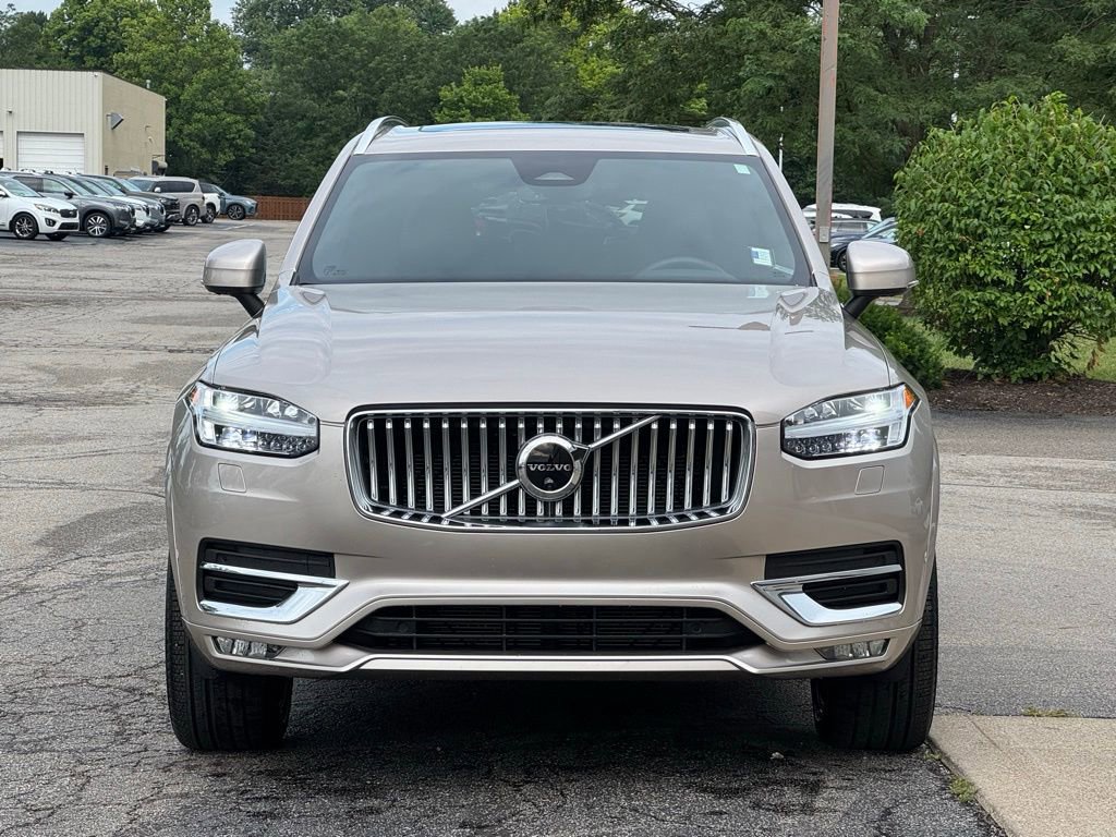 Used 2023 Volvo XC90 B5 Plus image 9