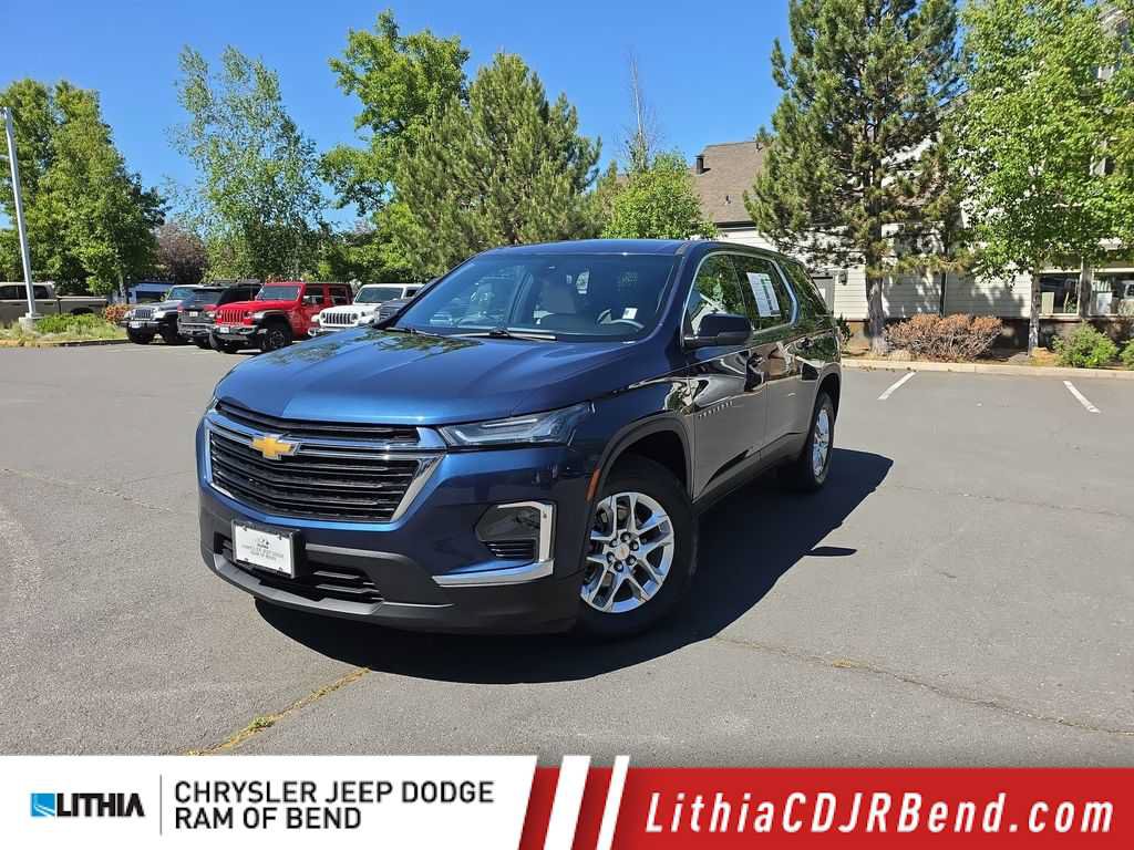 Used 2023 Chevrolet Traverse LS