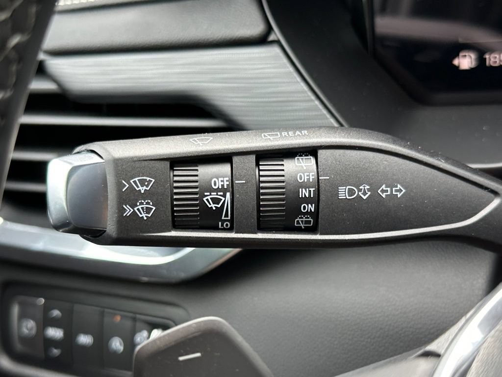 New 2026 GMC Acadia Elevation w/ Elevation Premium Package AWD/4WD image 33