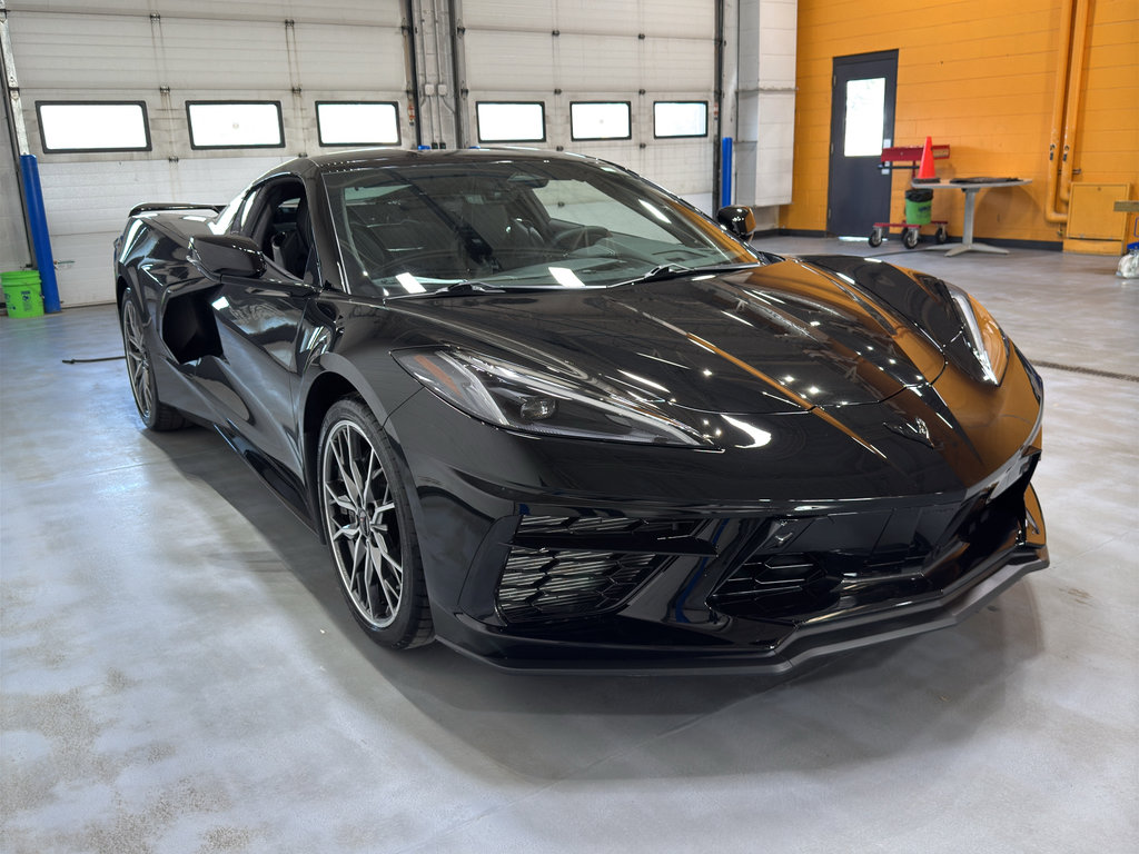 Used 2024 Chevrolet Corvette Stingray Premium Cpe w/ Z51 Performance Package image 8
