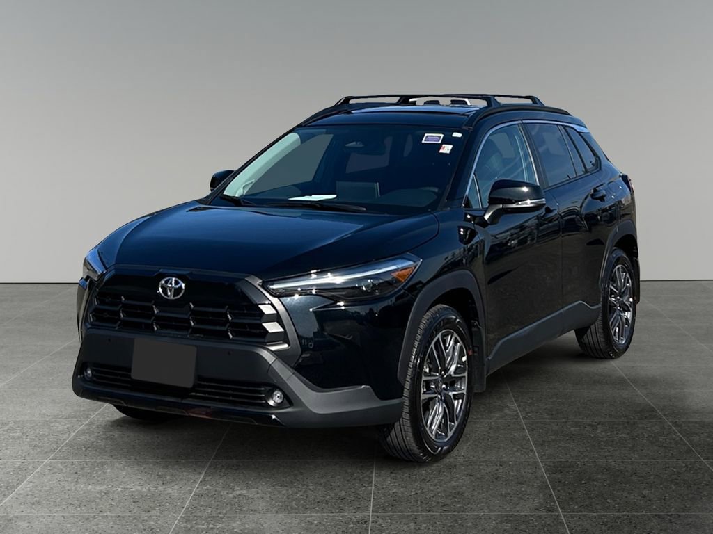 Used 2026 Toyota Corolla Cross XLE w/ Convenience Package image 3