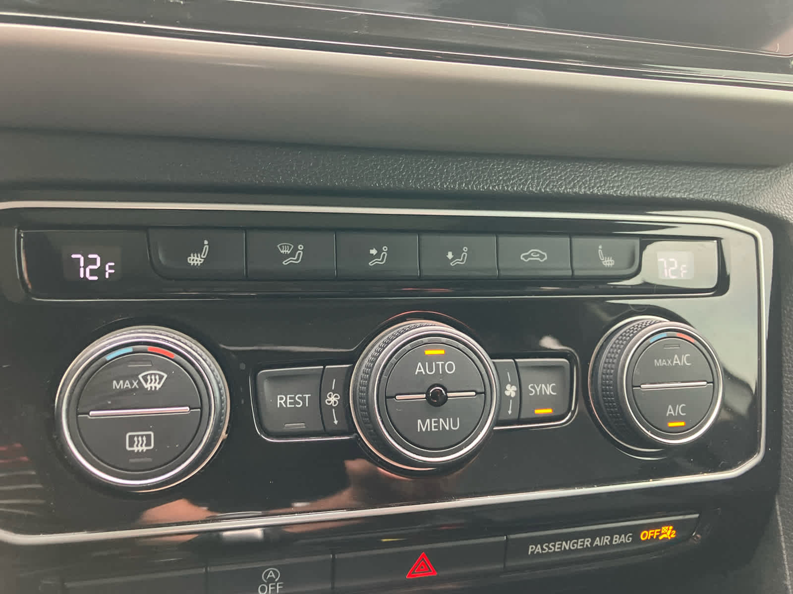 Used 2021 Volkswagen Atlas SEL image 25