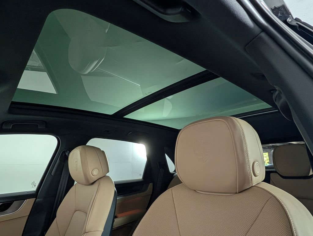 New 2026 Porsche Cayenne AWD/4WD image 30