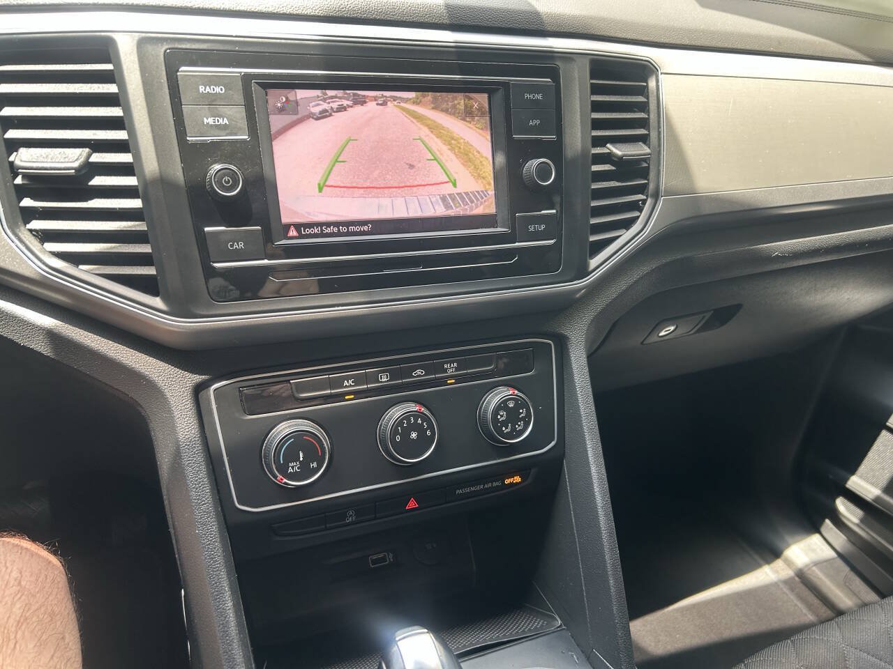 Used 2019 Volkswagen Atlas S FWD image 18