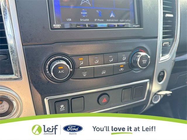 Used 2017 Nissan Titan SV image 21