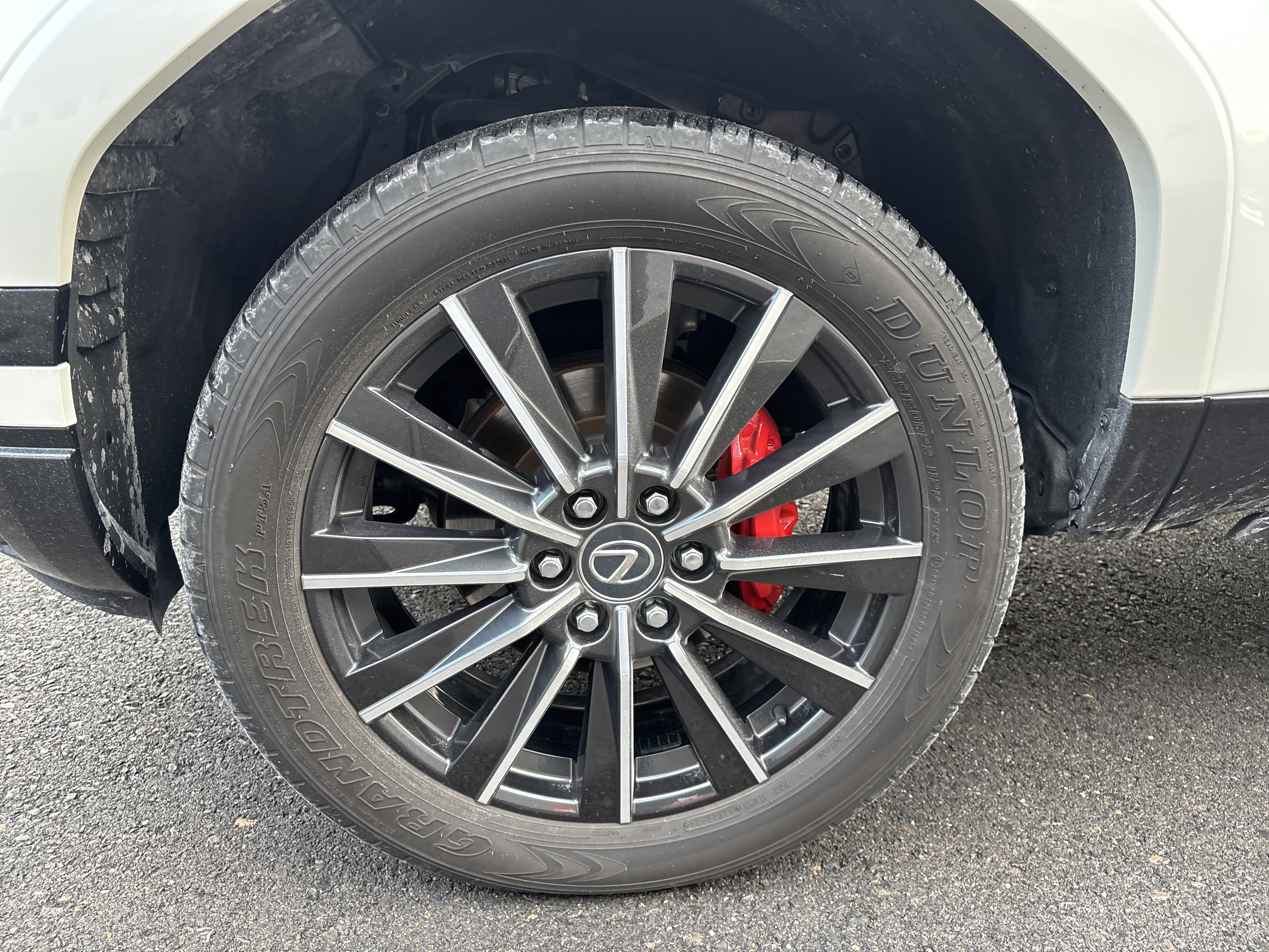 Used 2024 Lexus GX 550 w/ Accessory Package (2T) image 11