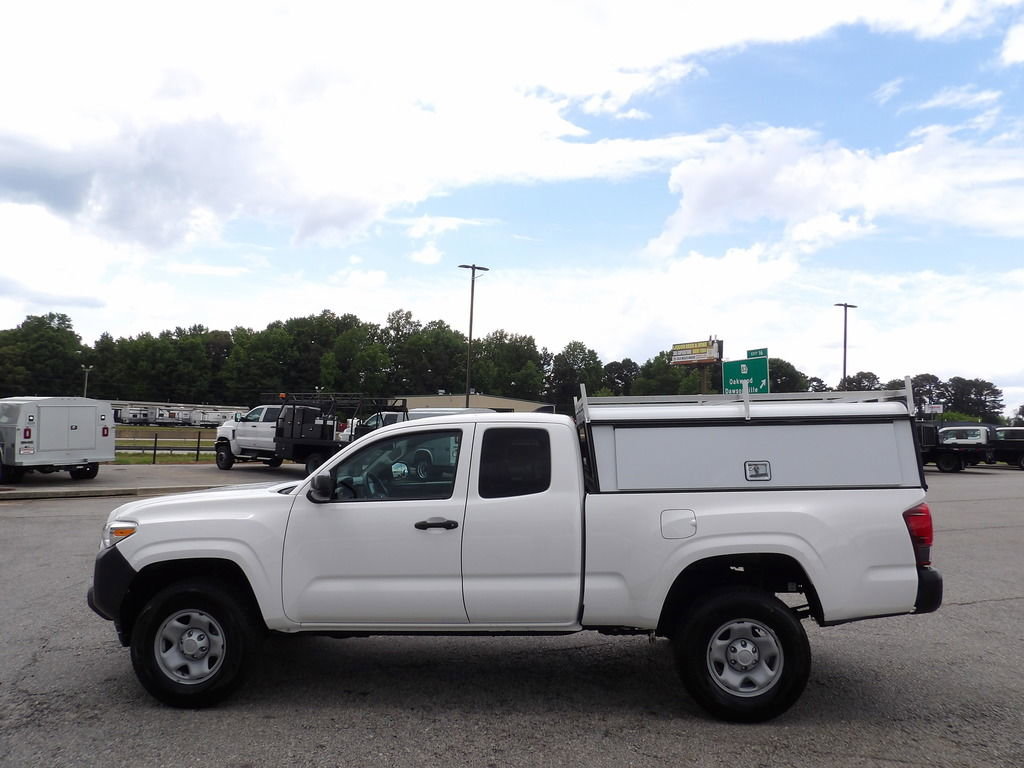 Used 2022 Toyota Tacoma SR RWD image 58