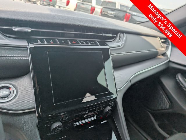 Used 2025 Jeep Grand Cherokee L Altitude AWD/4WD image 19