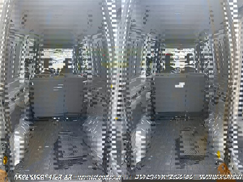 Used 2011 Ford Transit Connect XLT image 29