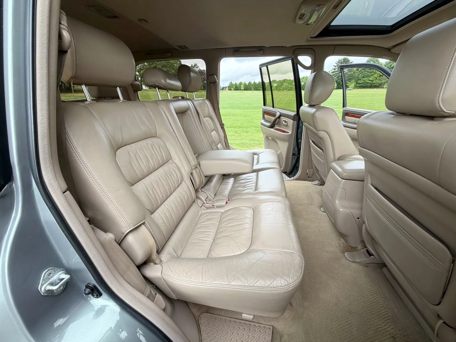 Used 2001 Lexus LX 470 4WD image 75