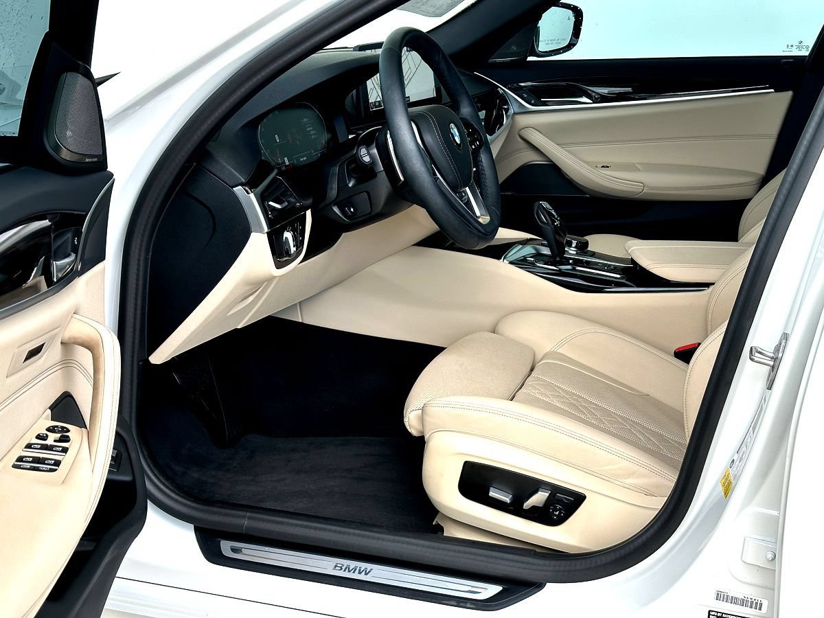 Certified 2023 BMW 530i w/ Executive Package RWD image 10