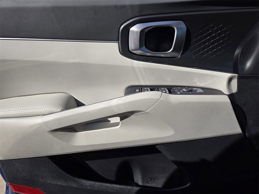 New 2026 Kia Sorento S w/ S Panoramic Sunroof Package image 32