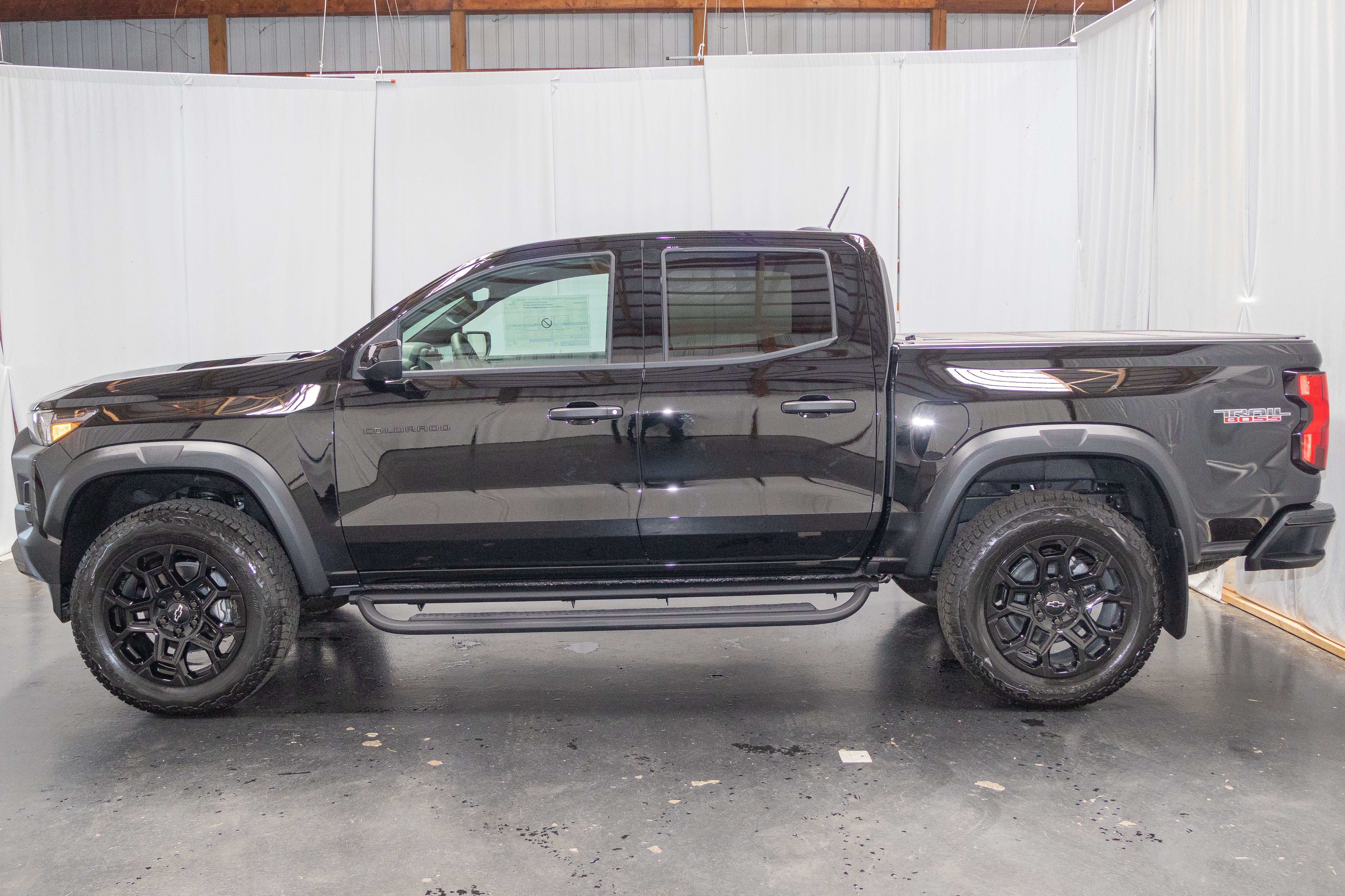 New 2026 Chevrolet Colorado Trail Boss AWD/4WD image 6