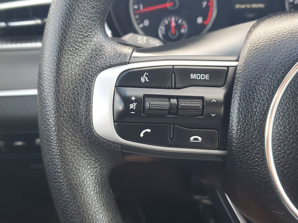 Used 2023 Kia K5 LXS image 32