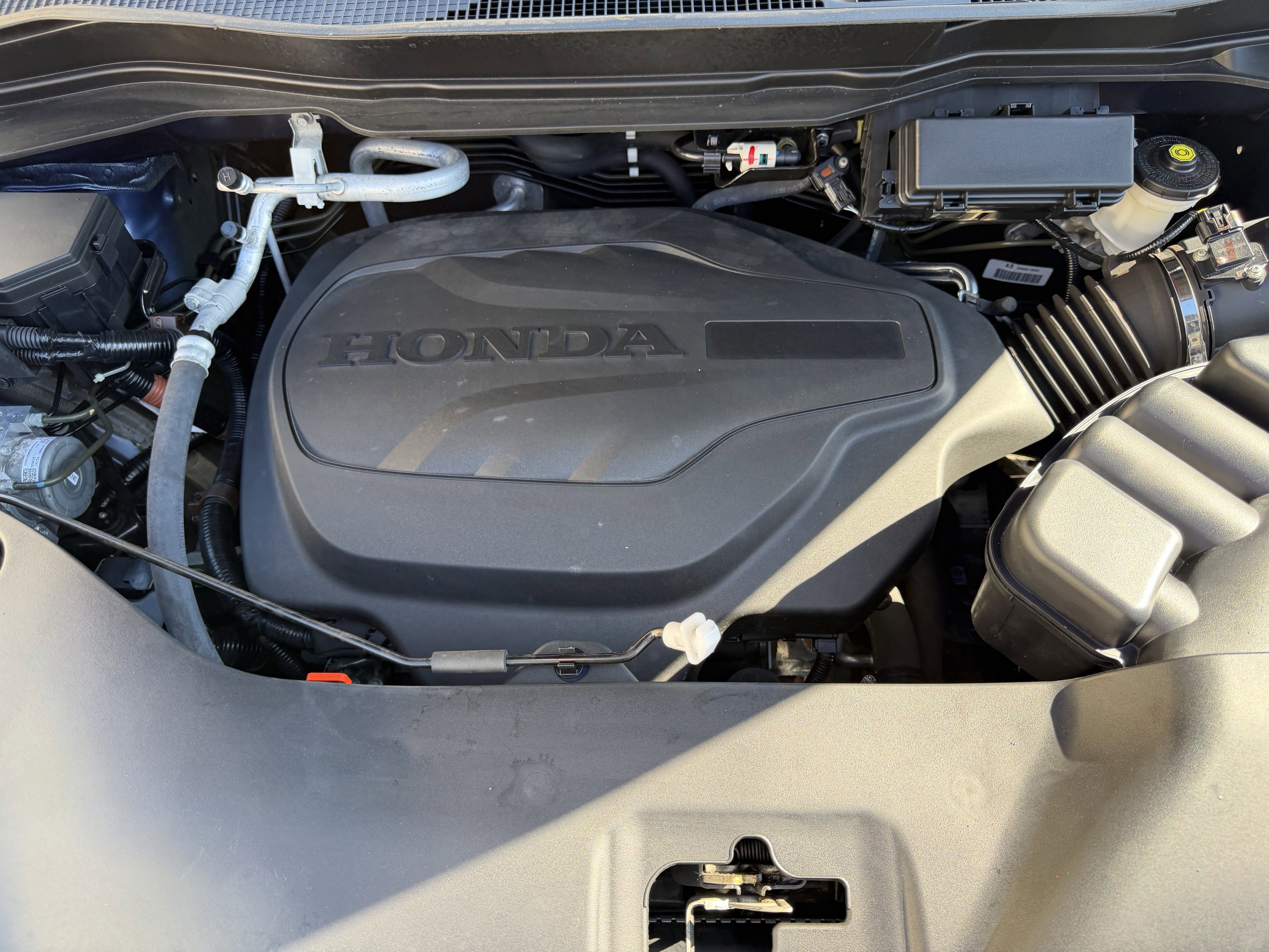 Used 2022 Honda Pilot Sport image 29