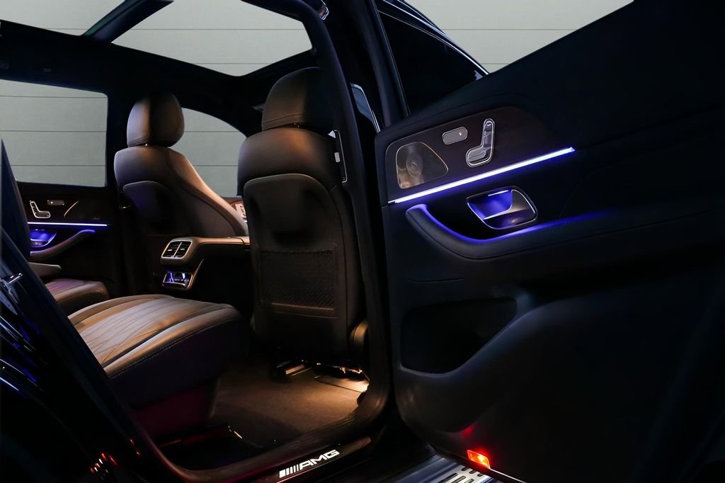 Used 2024 Mercedes-Benz GLS 63 AMG 4MATIC image 65